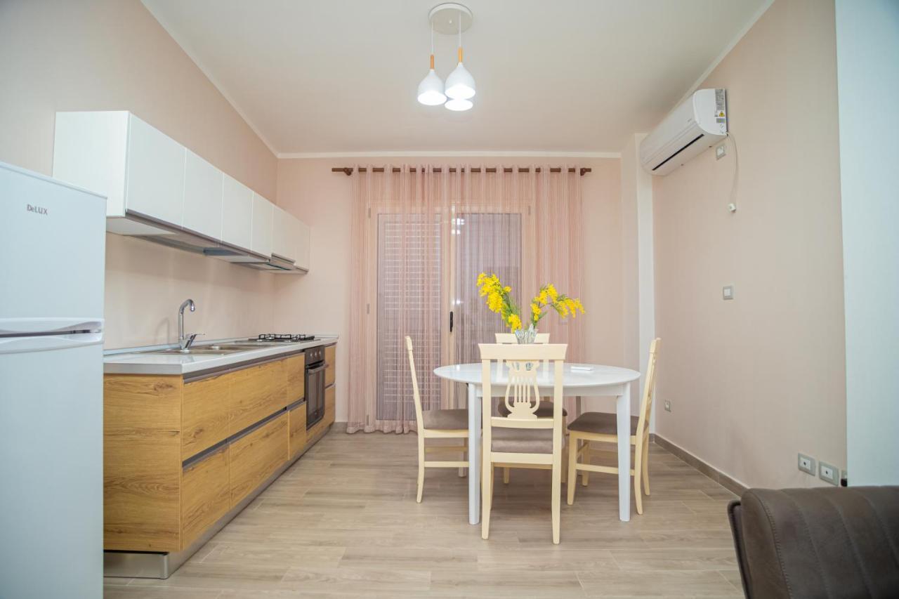 Pulo Villa *
